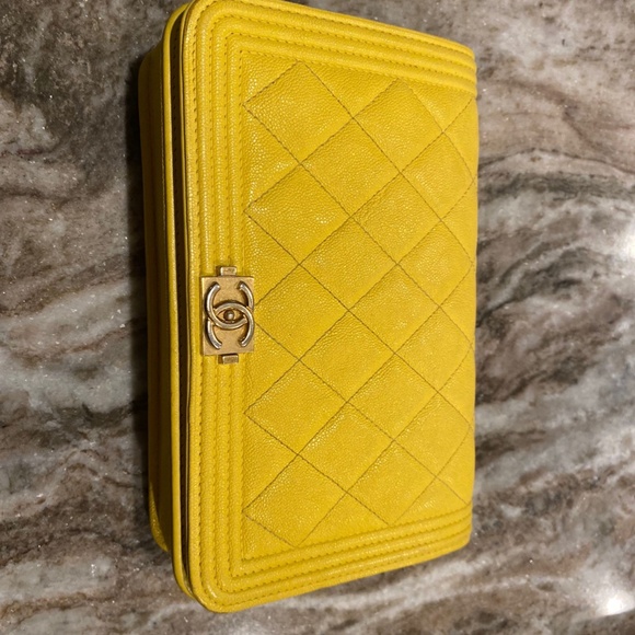 Amazing Condition! CHANEL Boy Wallet On Chain Yellow! 💛💛💛 - Picture 5 of 12
